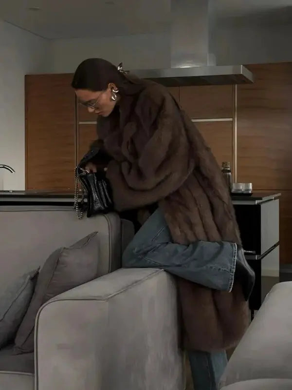 Aurora Luxe™ | Coat – Women’s Faux Fur Coat with Long Sleeve Medium-Length Elegance & Warmth