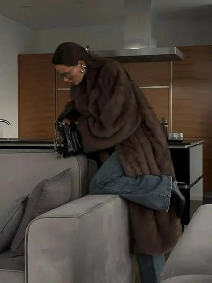 Aurora Luxe™ | Coat – Women’s Faux Fur Coat with Long Sleeve Medium-Length Elegance & Warmth