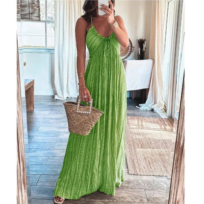 Dos nu raffiné de la robe Capucine™ pour un style chic.