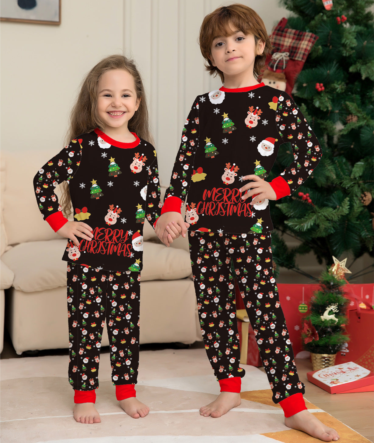 Pyjamas Noël enfant assortis – idée cadeau Noël parfaite pour des moments festifs en famille.